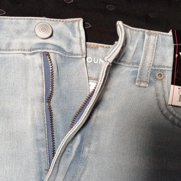 Shorts! - Picture 5 of 5